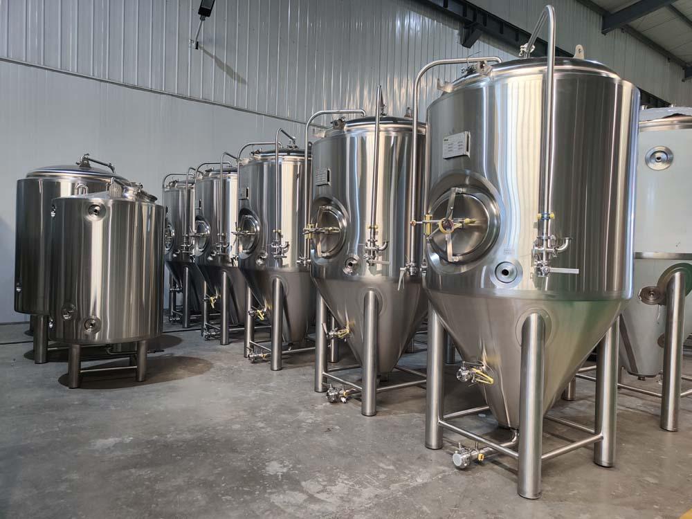 500L Brewery Equipment Exported to Curacao